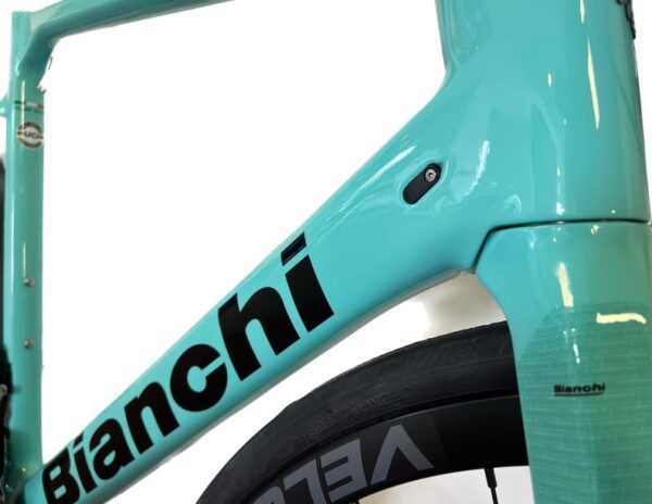 Bianchi-sprint-celeste-Shimano-DI2.jpg