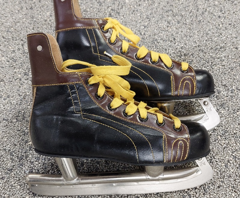 Tweedehands-Hockeyschaats-Zwart-Bruin-Leder-Mt36.jpg