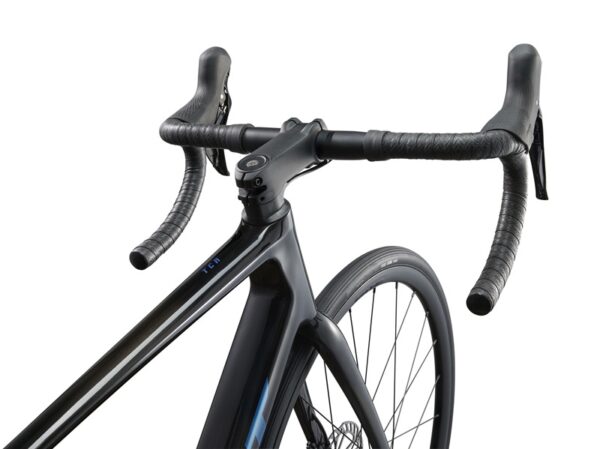 Giant-tcr-carbon-105