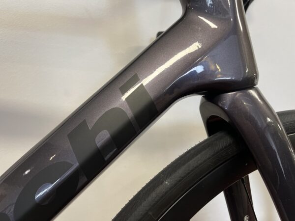 Bianchi-racefiets-infinito-shimano-105