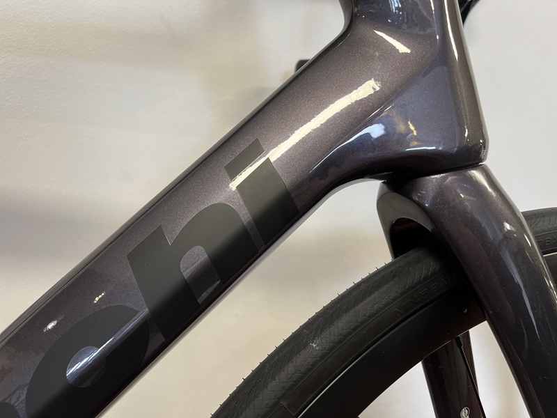 Bianchi-racefiets-infinito-shimano-105