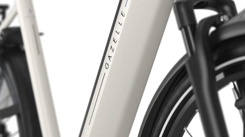 Ivory-white-C5-Grenoble