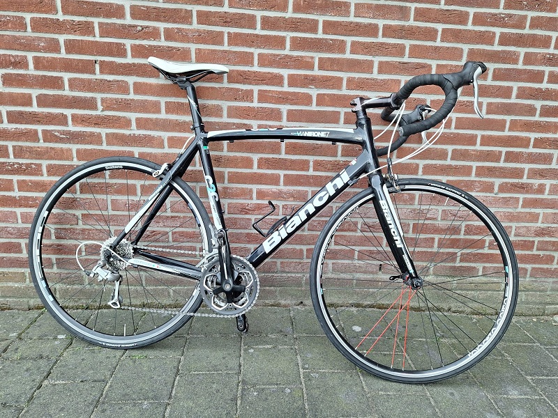 Bianchi Nirone 59cm 27V Zwart