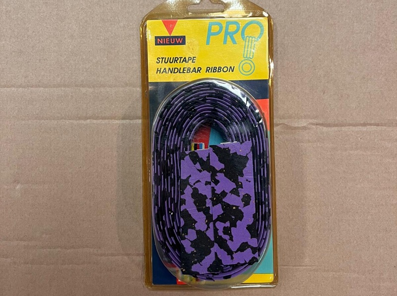 Paars-retro-stuurlint