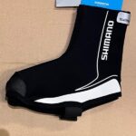Zwarte-overschoenen-shimano
