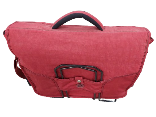 Jokapi Paros Messenger Rood Zwart Achterkant in Bag Mee