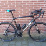 Bianchi Nirone 63cm Disc 105 22V Zwart