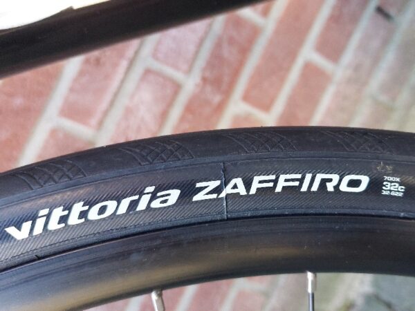 Bianchi Nirone 63cm Disc 105 22V Zwart Band