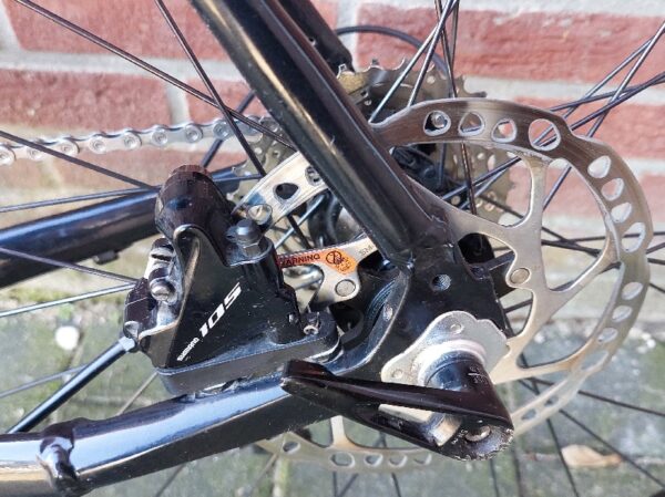 Bianchi Nirone 63cm Disc 105 22V Zwart Rem