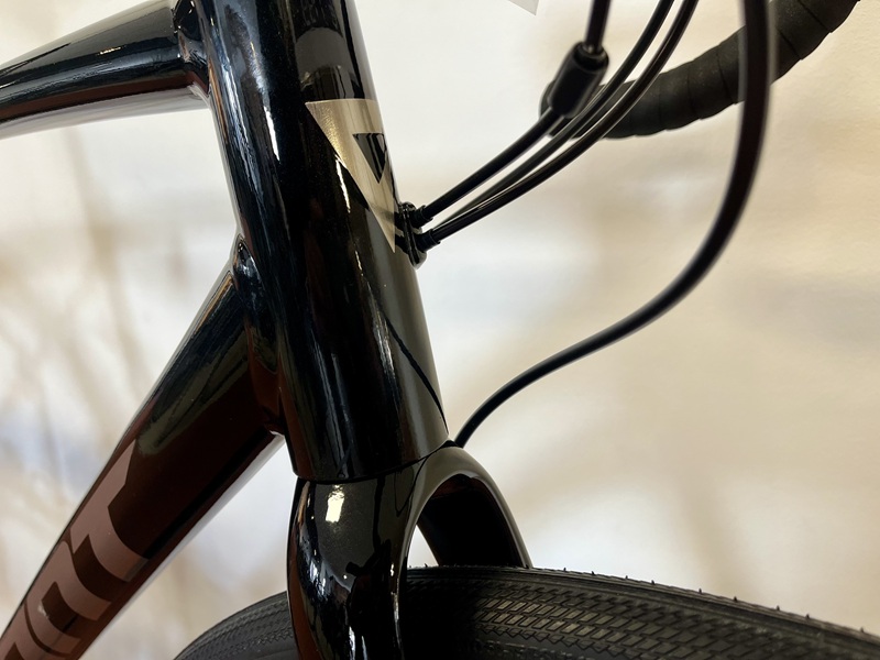 Zwart-giant-racefiets-zwart