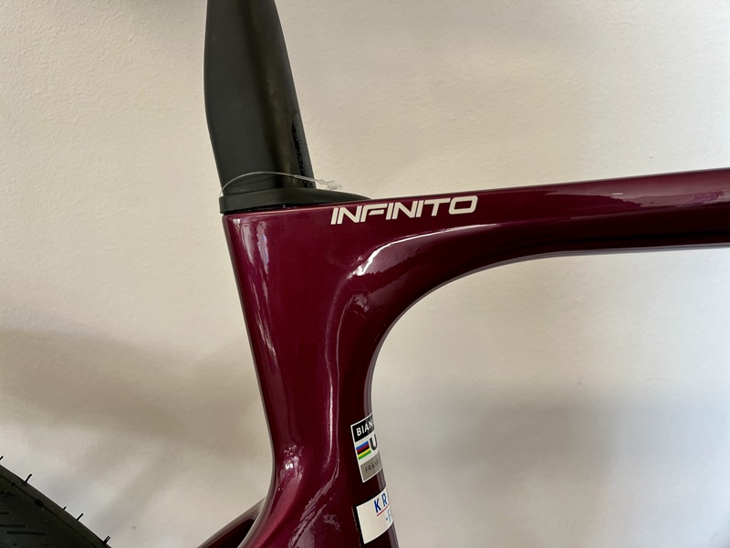 Bianchi-infinito-racefiets-redruby