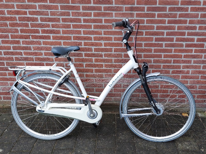 Batavus Mambo 8V 53cm Wit