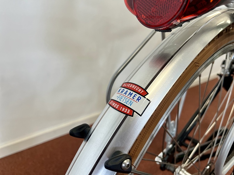 Bianchi-stadsfiets-zwart-spillo