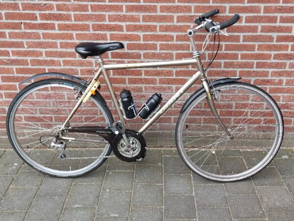 Giant Tourer 21V 57cm Beige