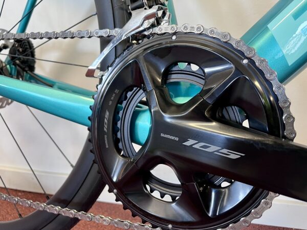 Celeste-metallic-bianchi-sprint