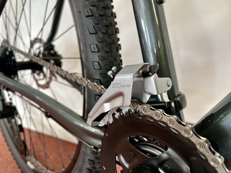 graphite-silver-magma-bianchi